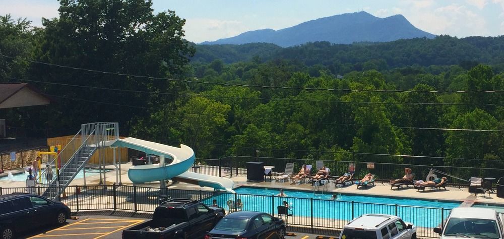 Howard Johnson By Wyndham Pigeon Forge Exteriér fotografie